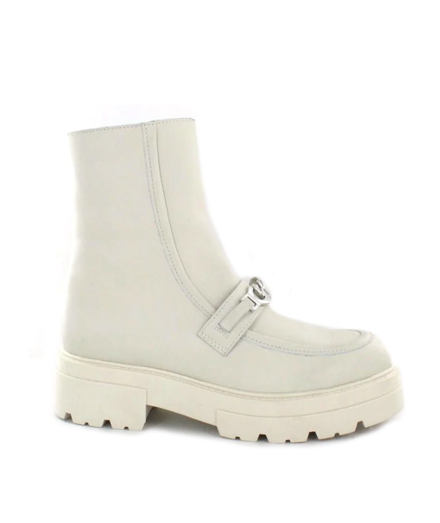SHARI CHAIN MID BOOT Ice Leather
