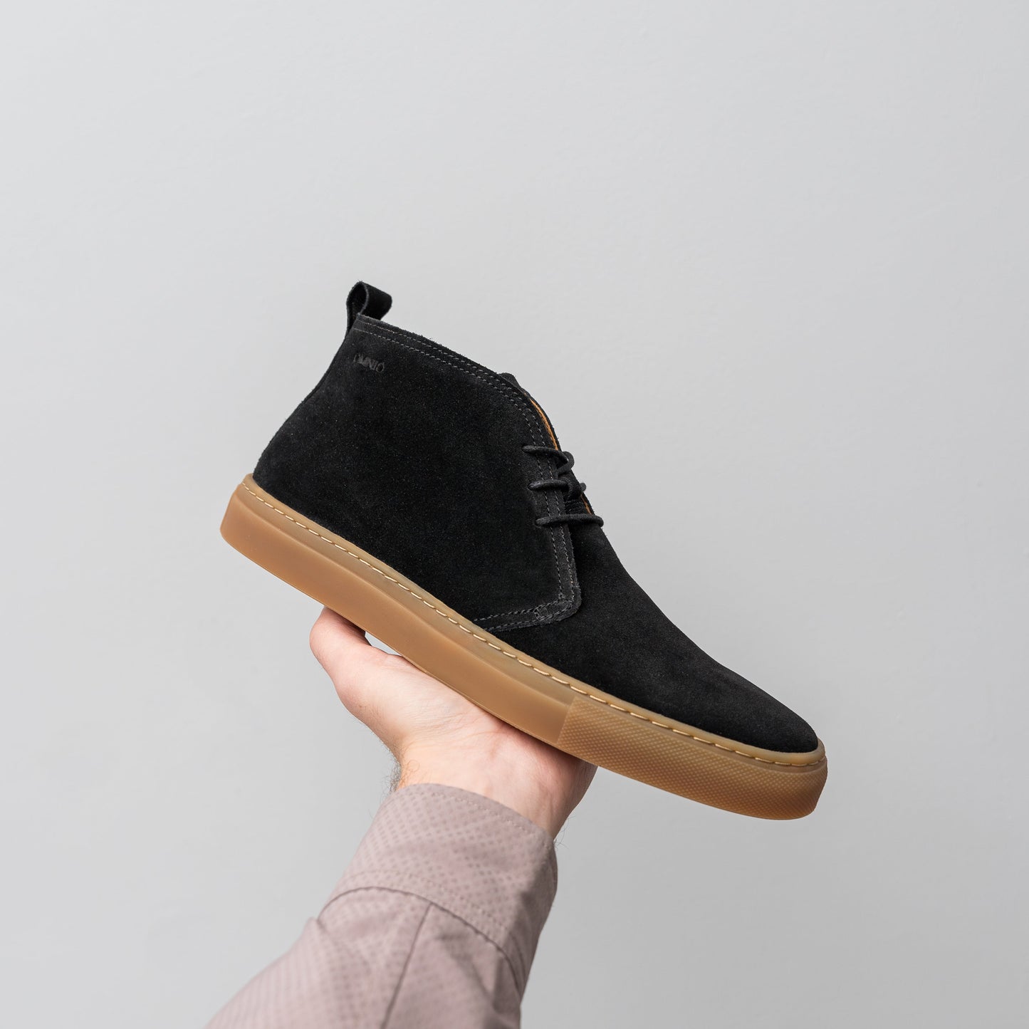 VENETO CHUCKA BOOT Black Suede