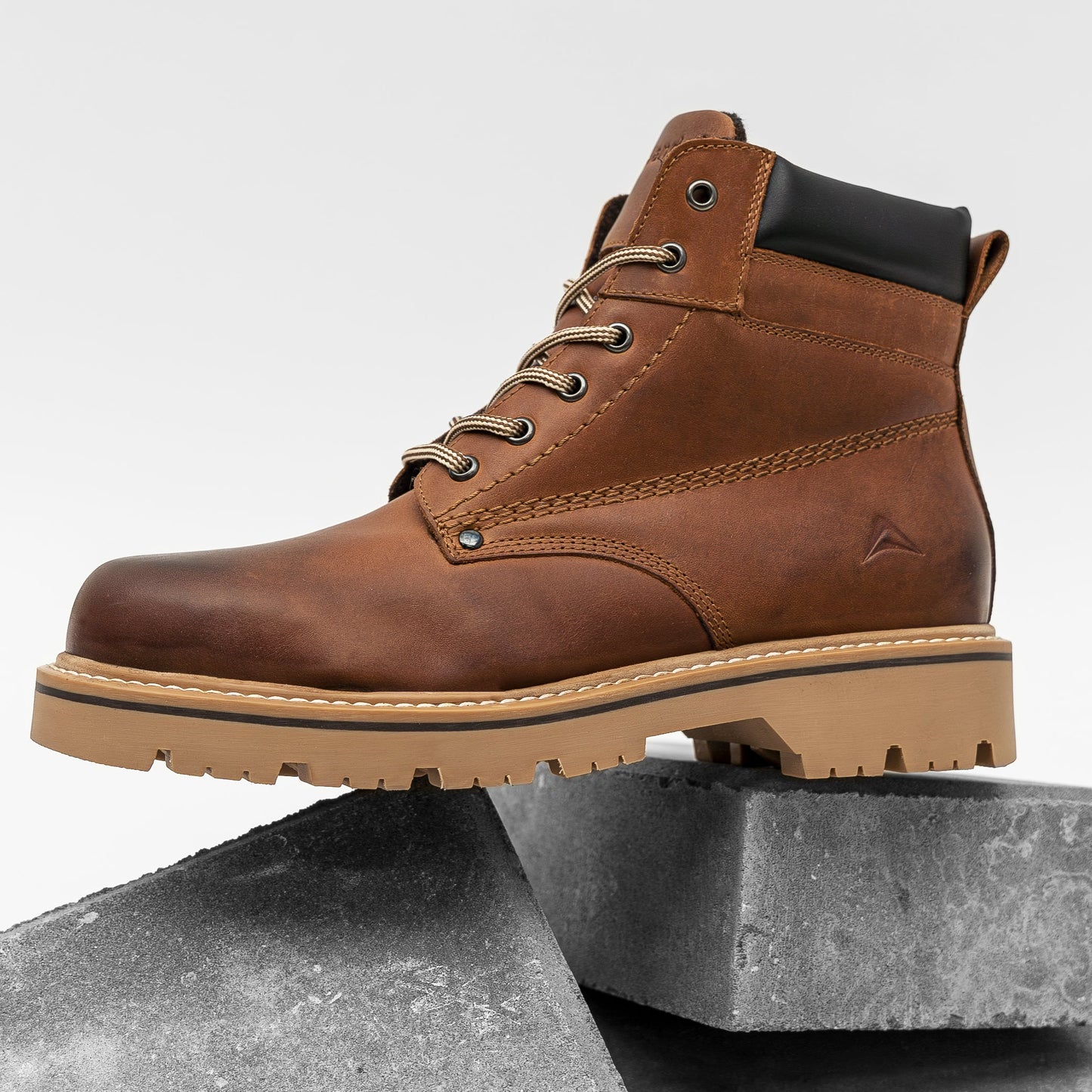 NEW THUNDER BOOT Tan Leather
